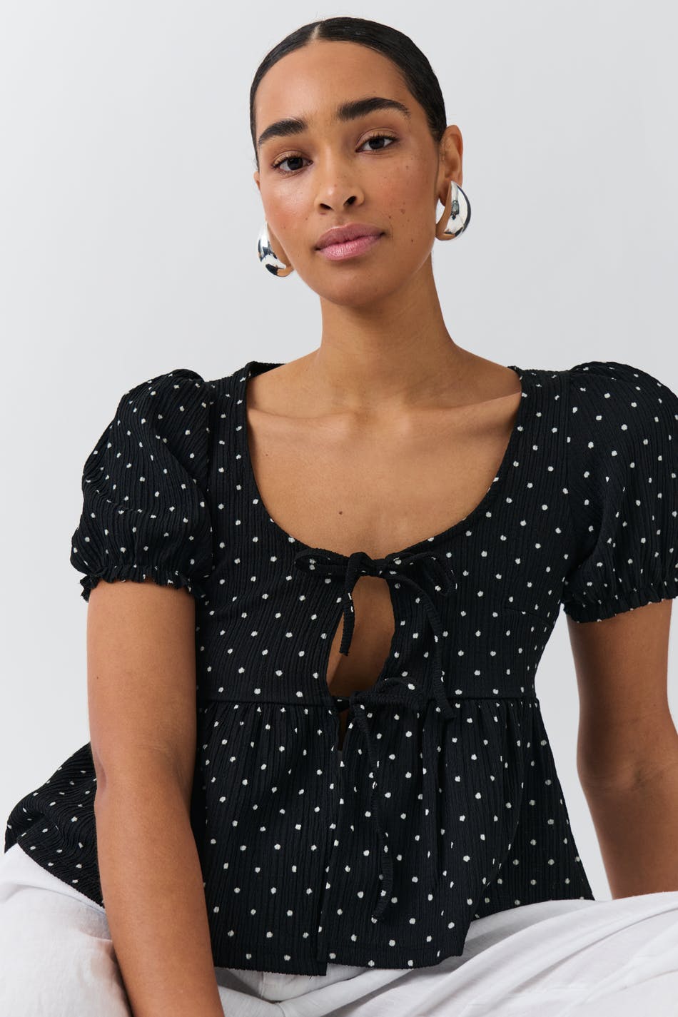 Tie front top
