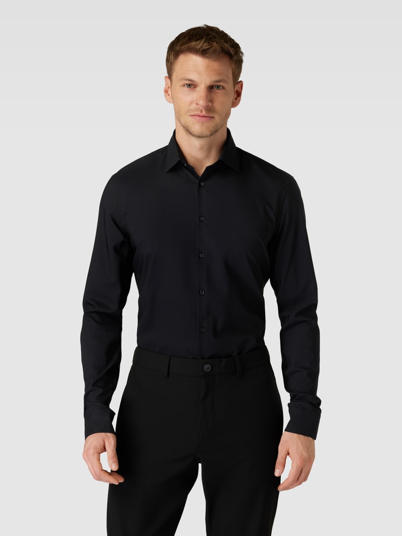 Slim Fit Business-Hemd mit Kentkragen in schwarz