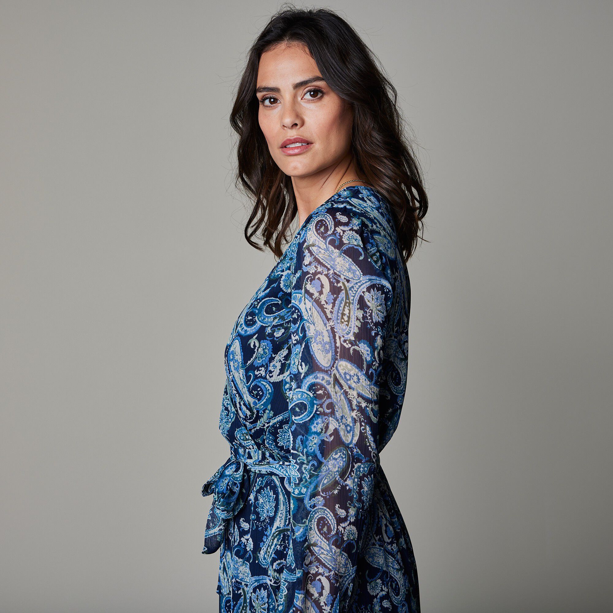 Robe mi-longue en voile imprimé cachemire