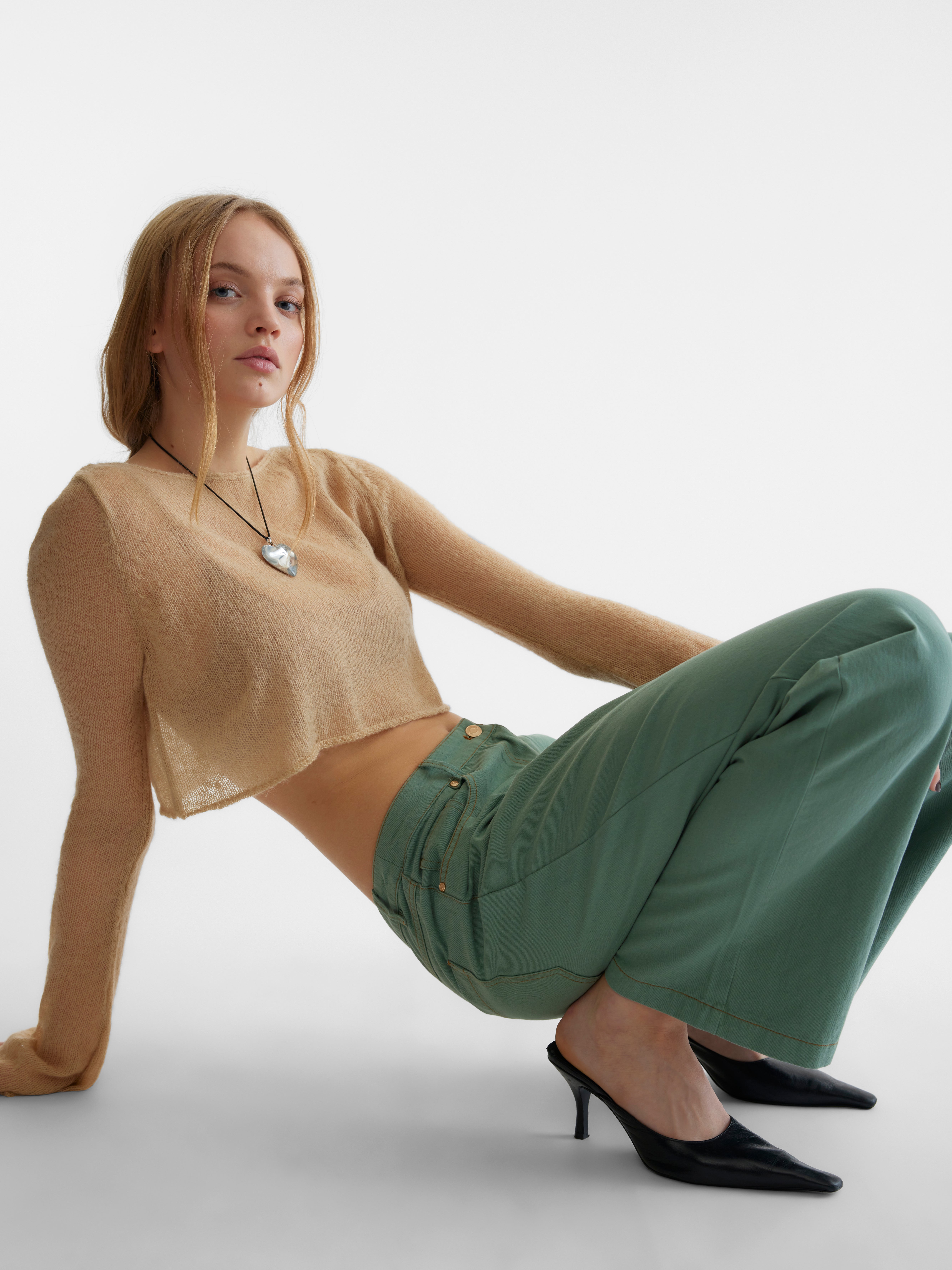 SOMETHING NEW PROJECT; CHLOE FRATER  Jeans