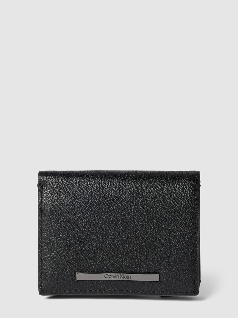 Portemonnaie mit Label-Detail Modell 'MODERN BAR TRIFOLD' in schwarz