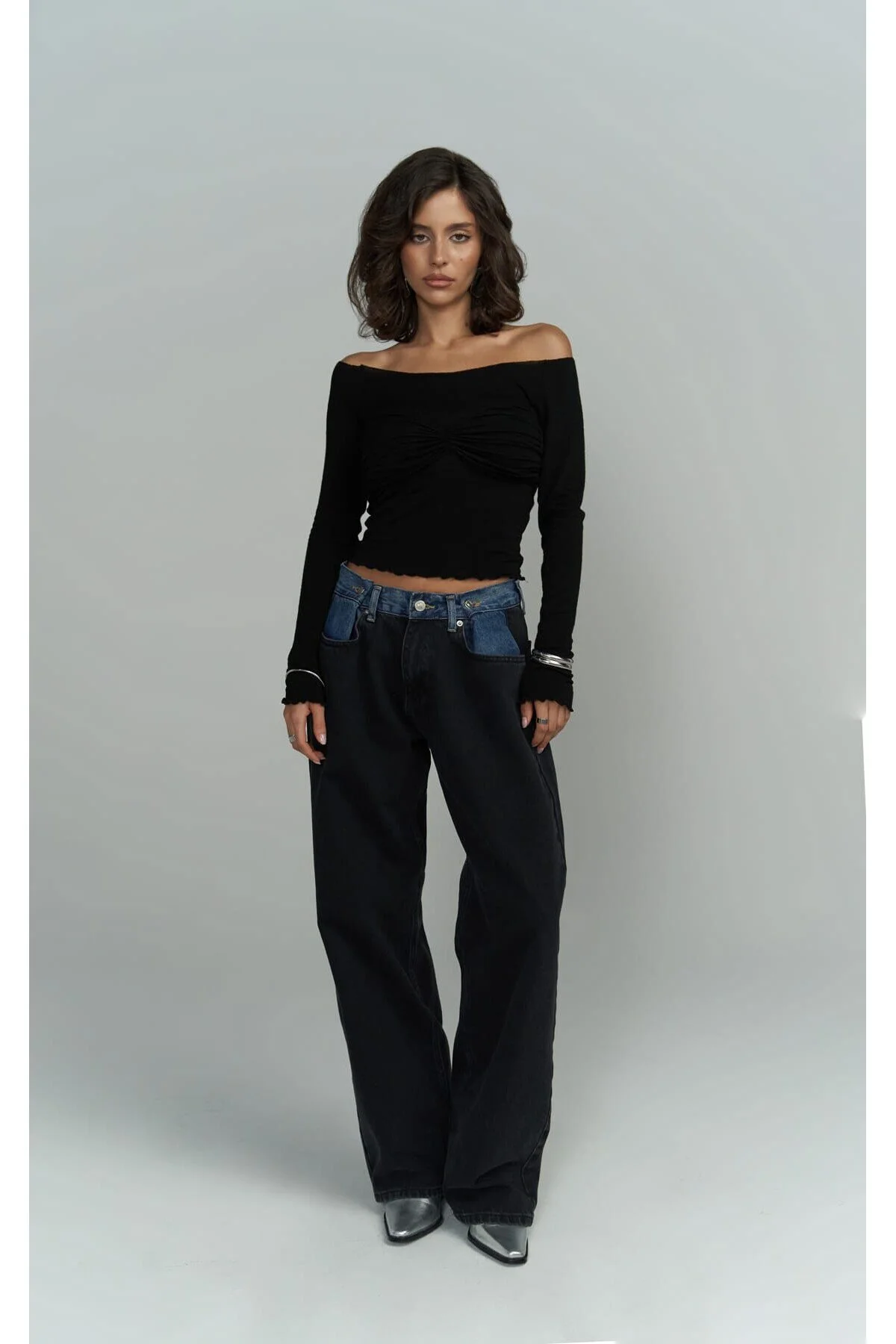 MAİ COLLECTİON  Einzigartige schwarz/blaue Jeanshose