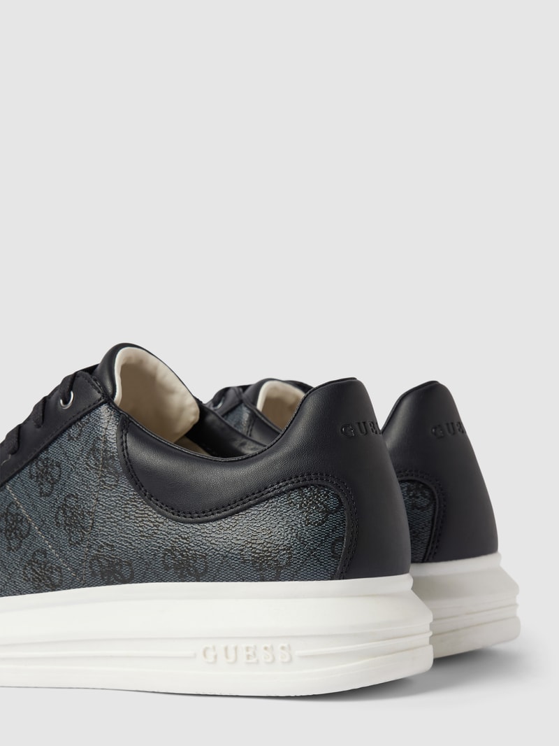 Sneaker mit Allover-Logo-Print Modell 'VIBO' in dunkelgrau
