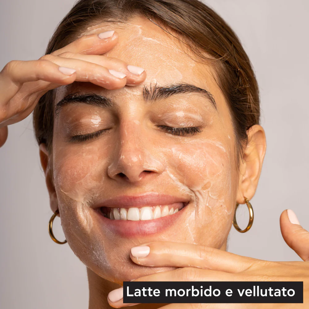 Valikliai ir makiažo valikliai 3 viename valomasis pienelis veidui ir akims - Veido valomasis pienelis