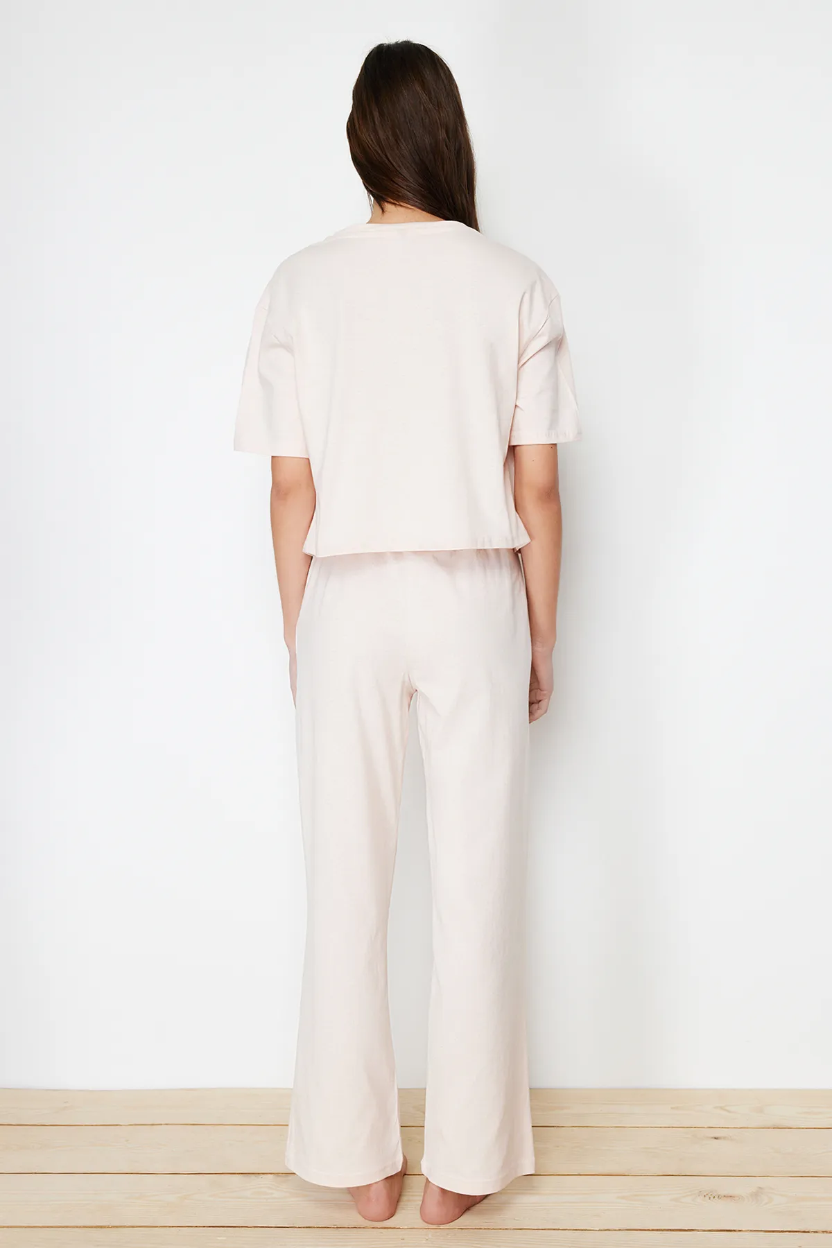 Trendyol Collection  Puderfarbenes Strick-Pyjama-Set aus 100 % Baumwolle mit Elefantenmuster THMSS24PT00070