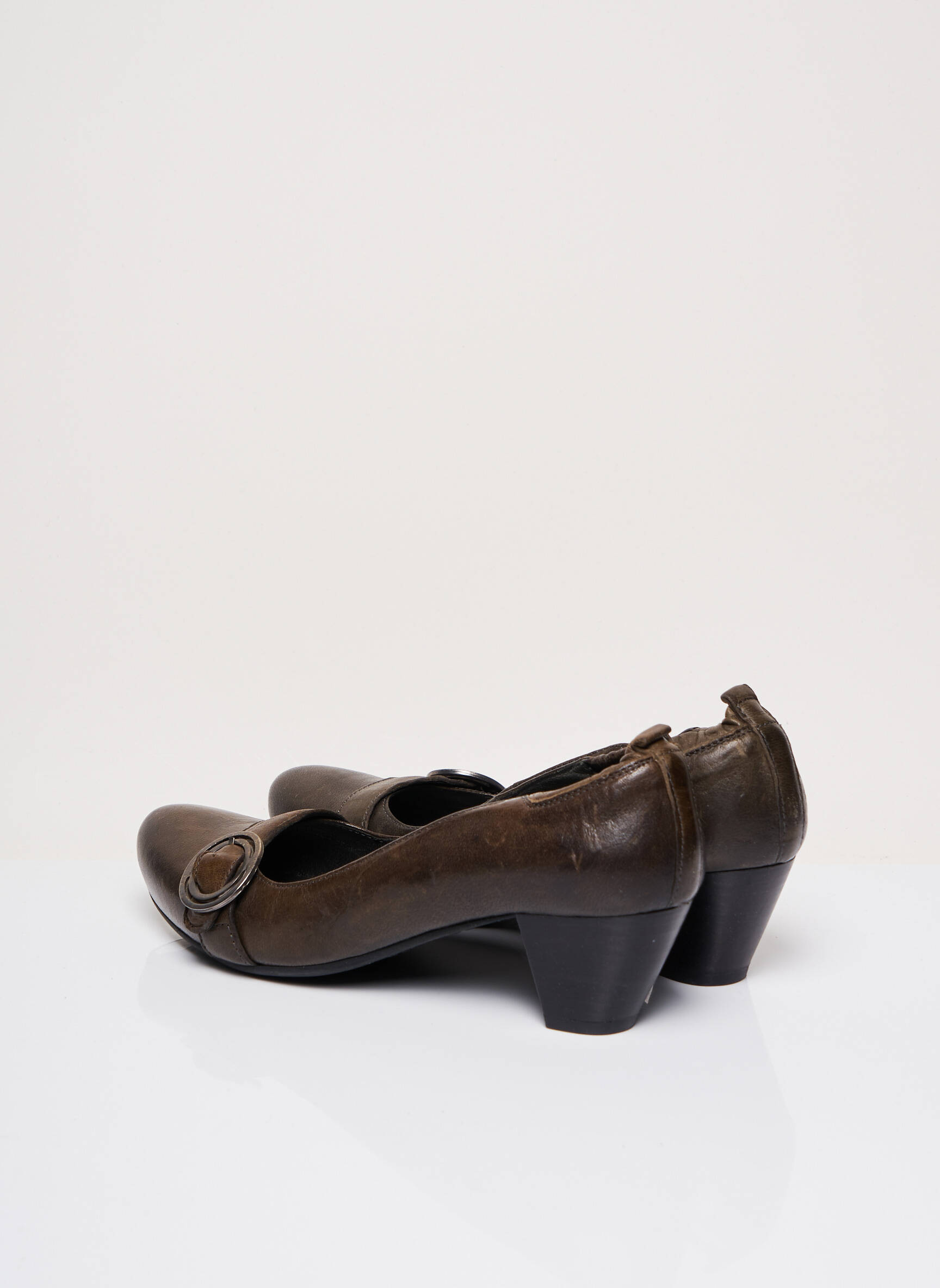 Vic Escarpins Femme couleur gris