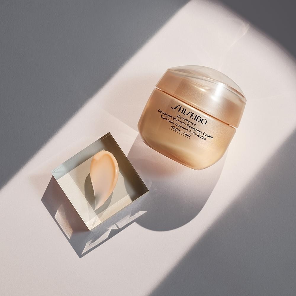 Shiseido intenzivna noćna krema protiv bora