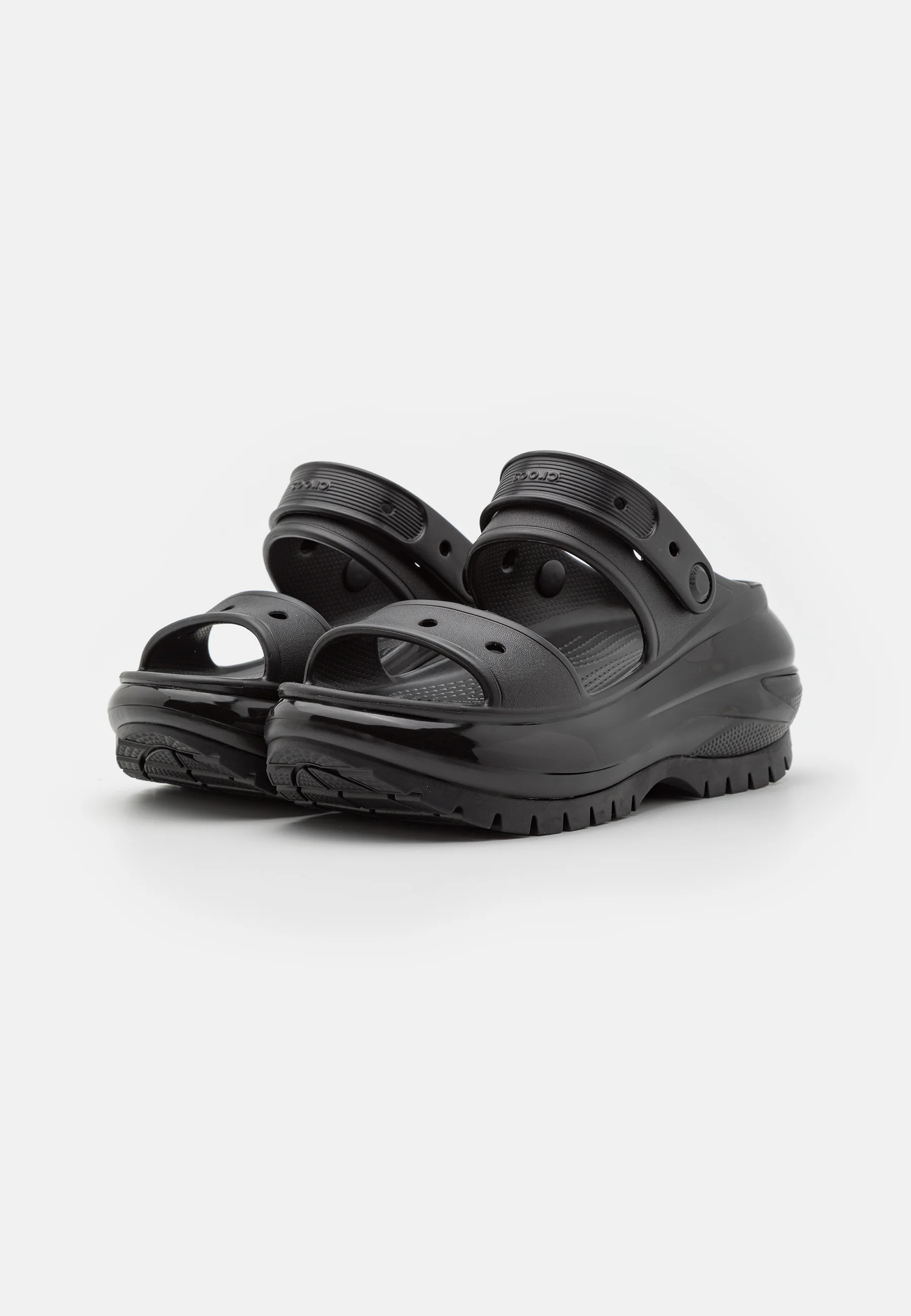 Crocs CLASSIC MEGA CRUSH - Pantuflas
