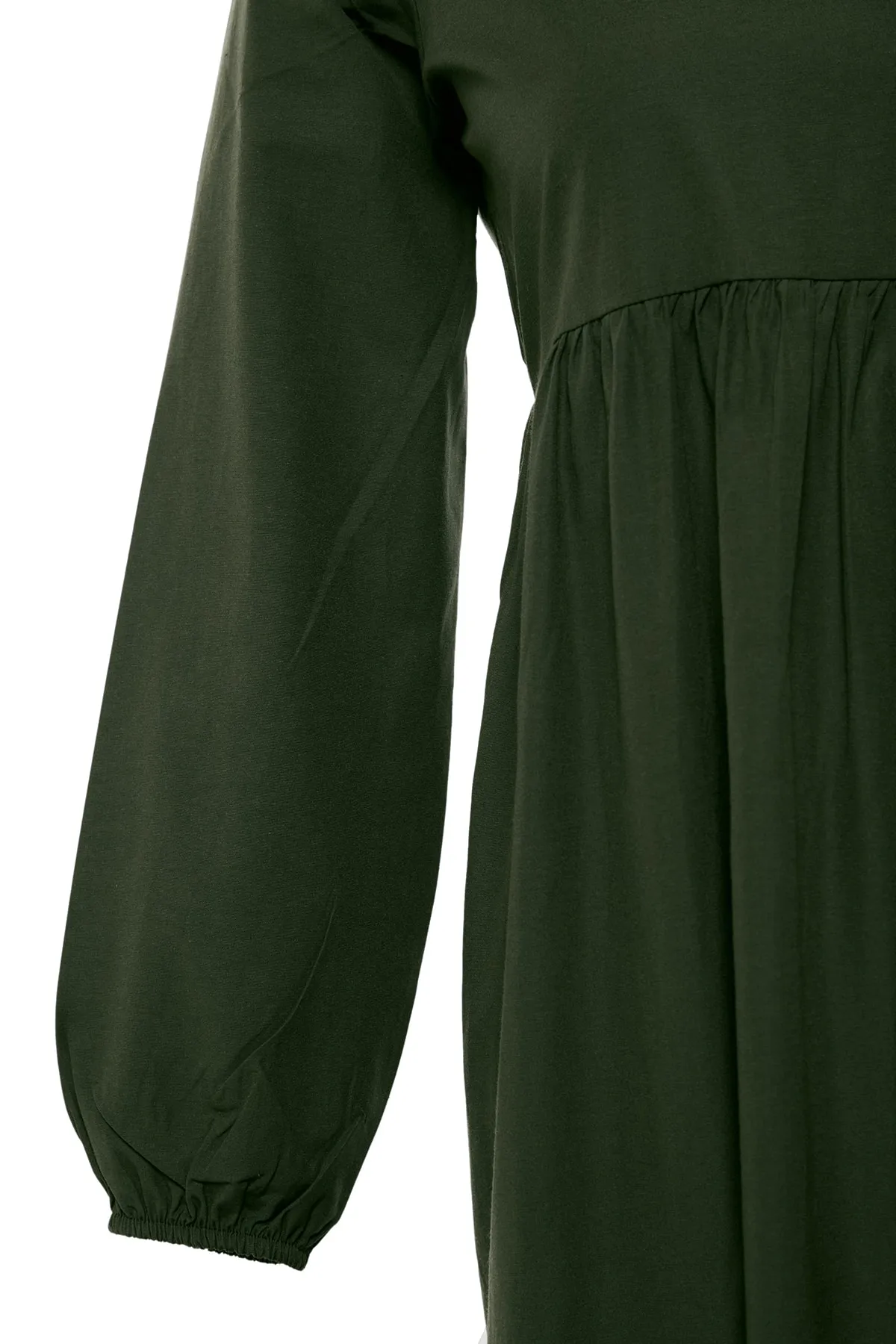 Trendyol Modest  Khakifarbenes, gewebtes Baumwollkleid mit weitem Schnitt und Raffung TCTSS21EL3406