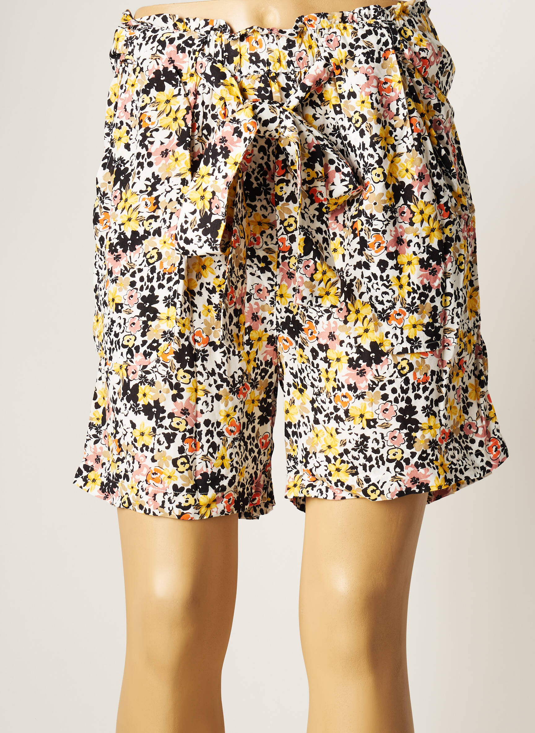 Garcia Shorts 1 Femme couleur blanc