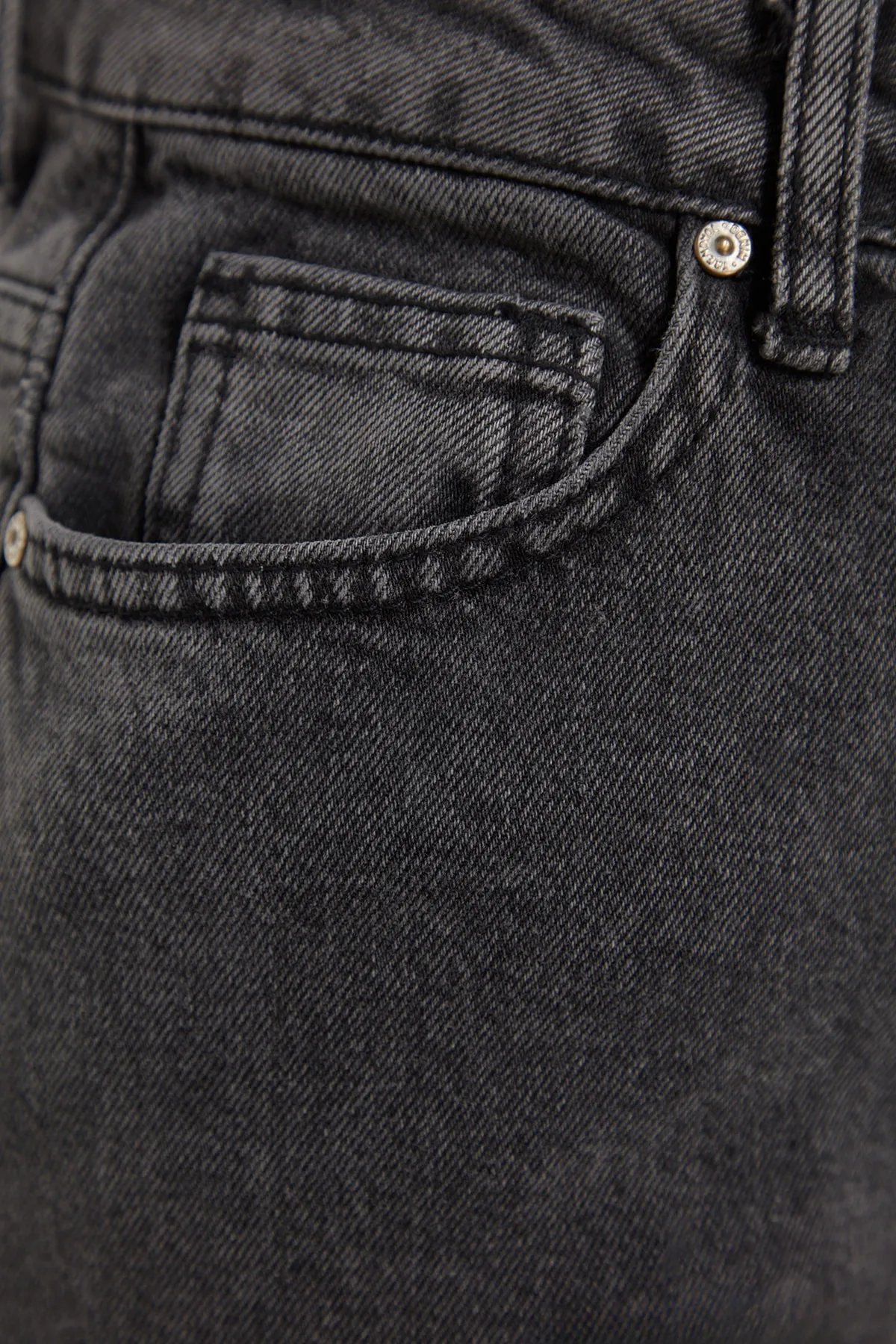 Trendyol Collection  Graue bequeme Jeans mit hoher Taille und weitem Bein TWOAW24JE00069