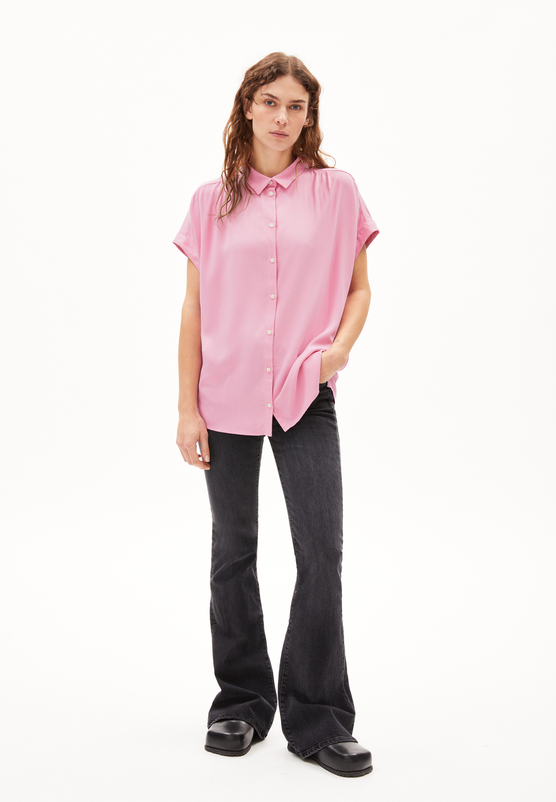 Bluse Relaxed Fit aus LENZING™ ECOVERO™ Viskose