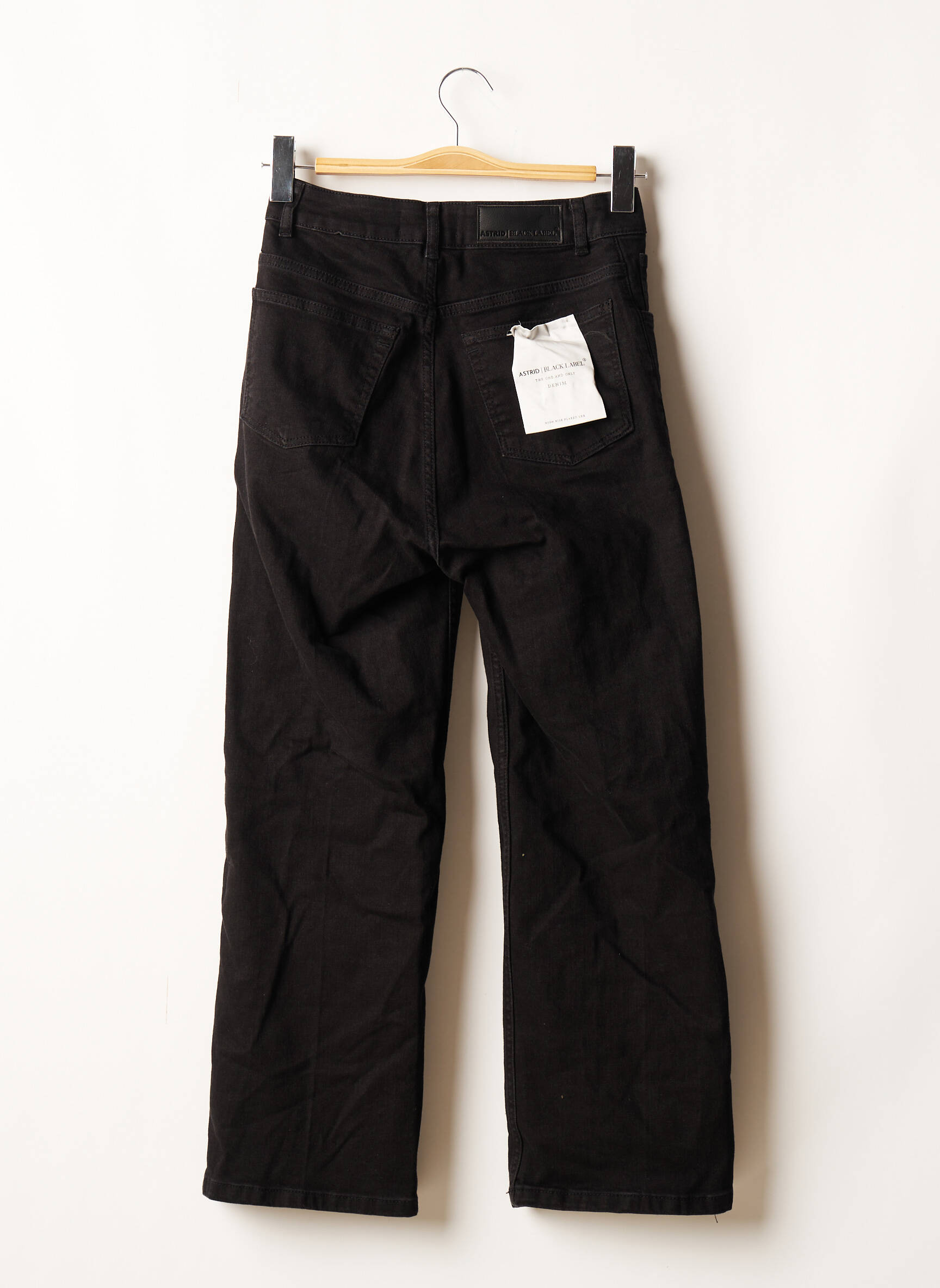 Astrid Black Label Jeans Coupe Large Femme couleur noir