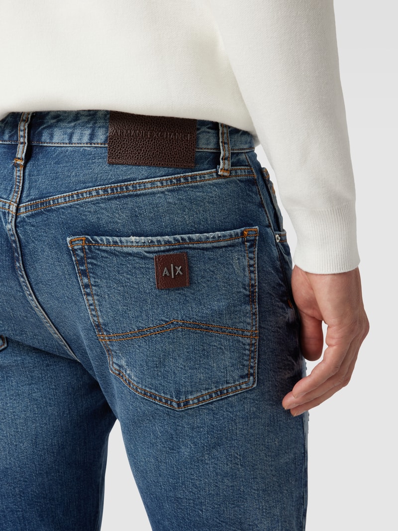 Slim Fit Jeans mit Knopf- und Reißverschluss in blau