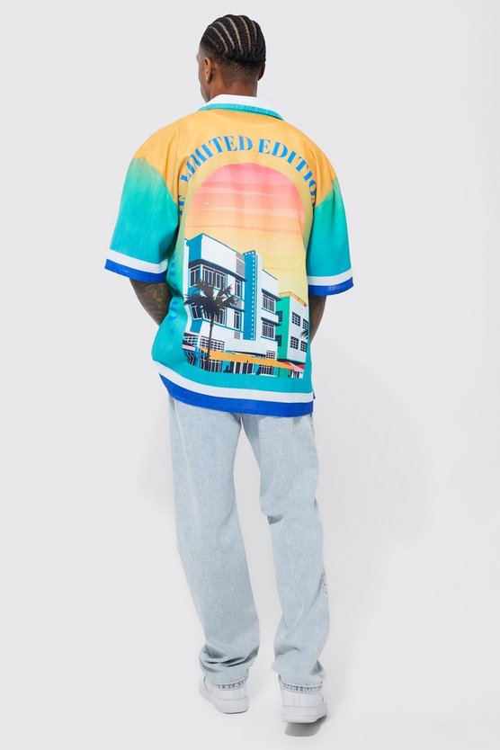 Kurzärmliges kastiges Oversize Hemd mit Print
