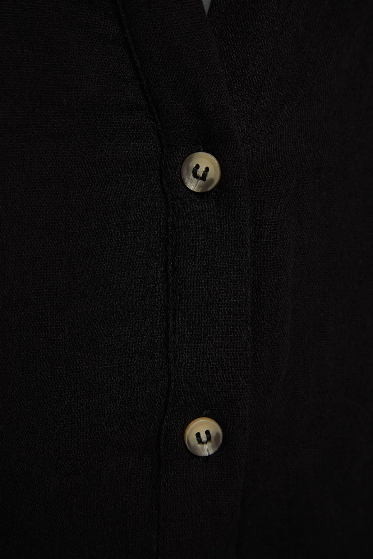 Trendyol Collection  Schwarzer, weit geschnittener Overall aus gewebtem Musselin aus 100 % Baumwolle TBESS23TU00001