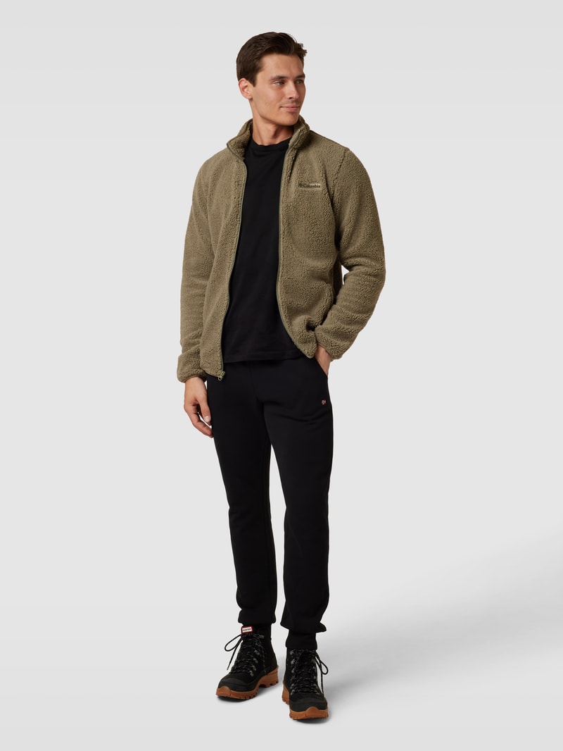 Sweatjacke aus Teddyfell in olivgrün