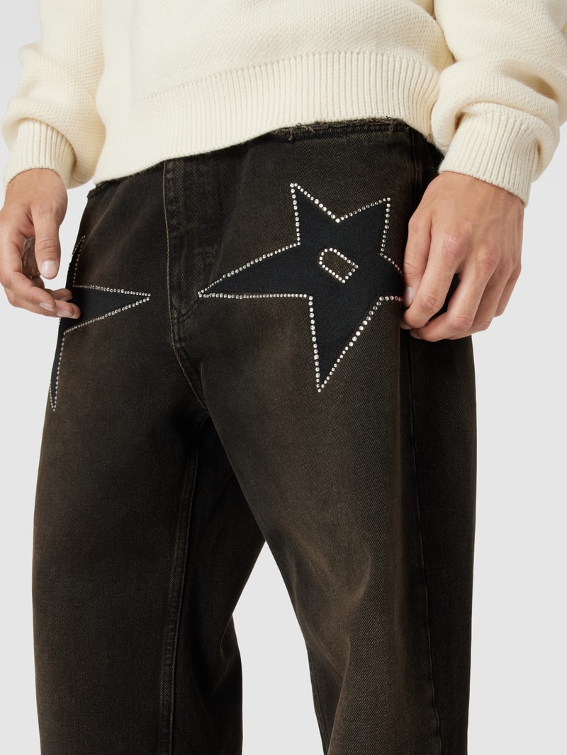 Loose Fit Jeans mit Strasssteinbesatz in dunkelbraun