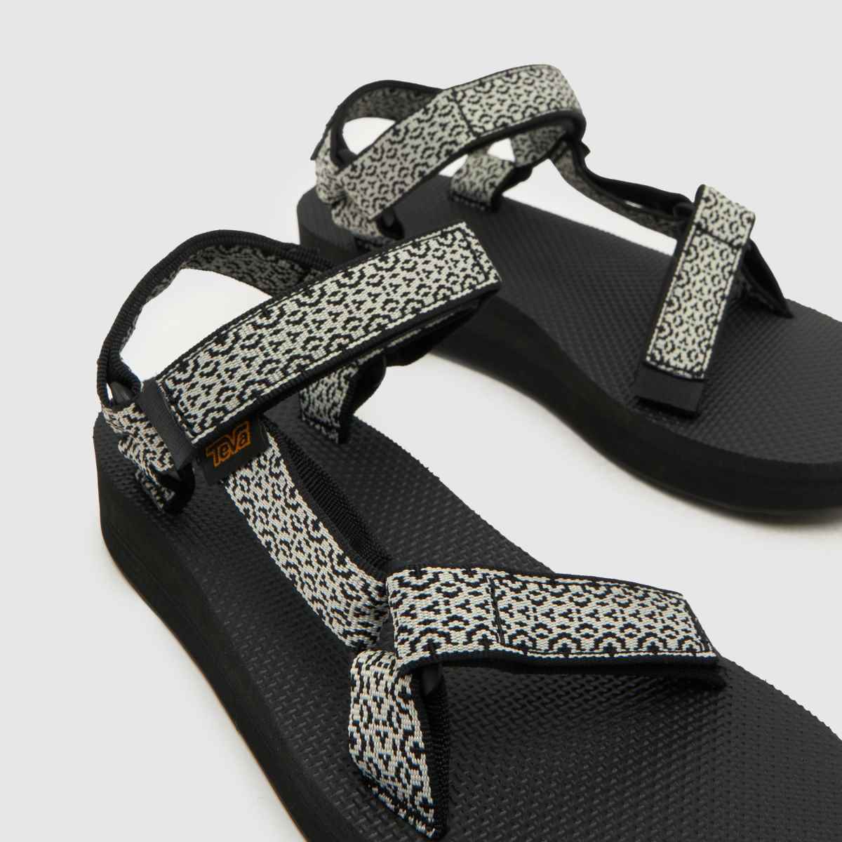 Teva Midform Universal szandál fekete és szürke színben