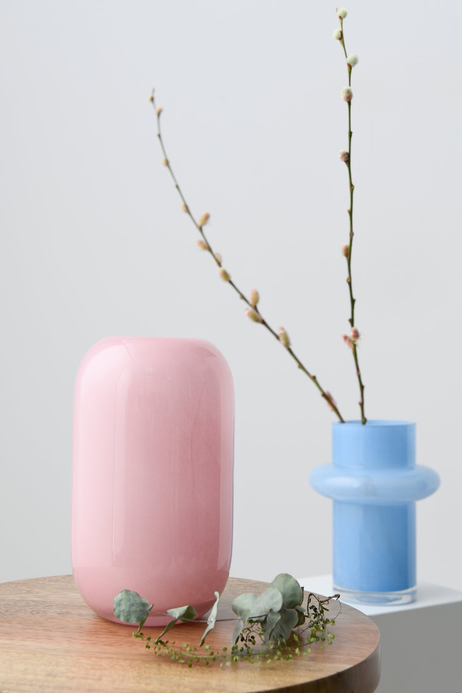 Round vase