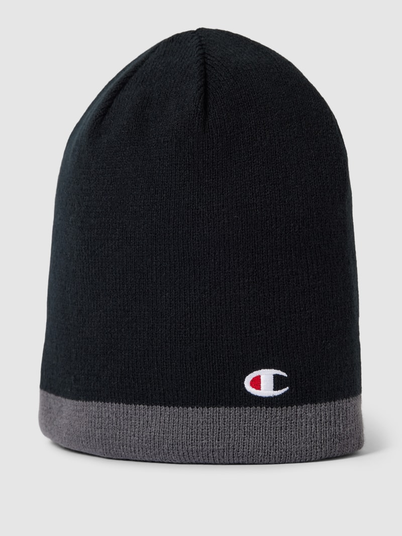 Beanie mit Label-Stitching in schwarz