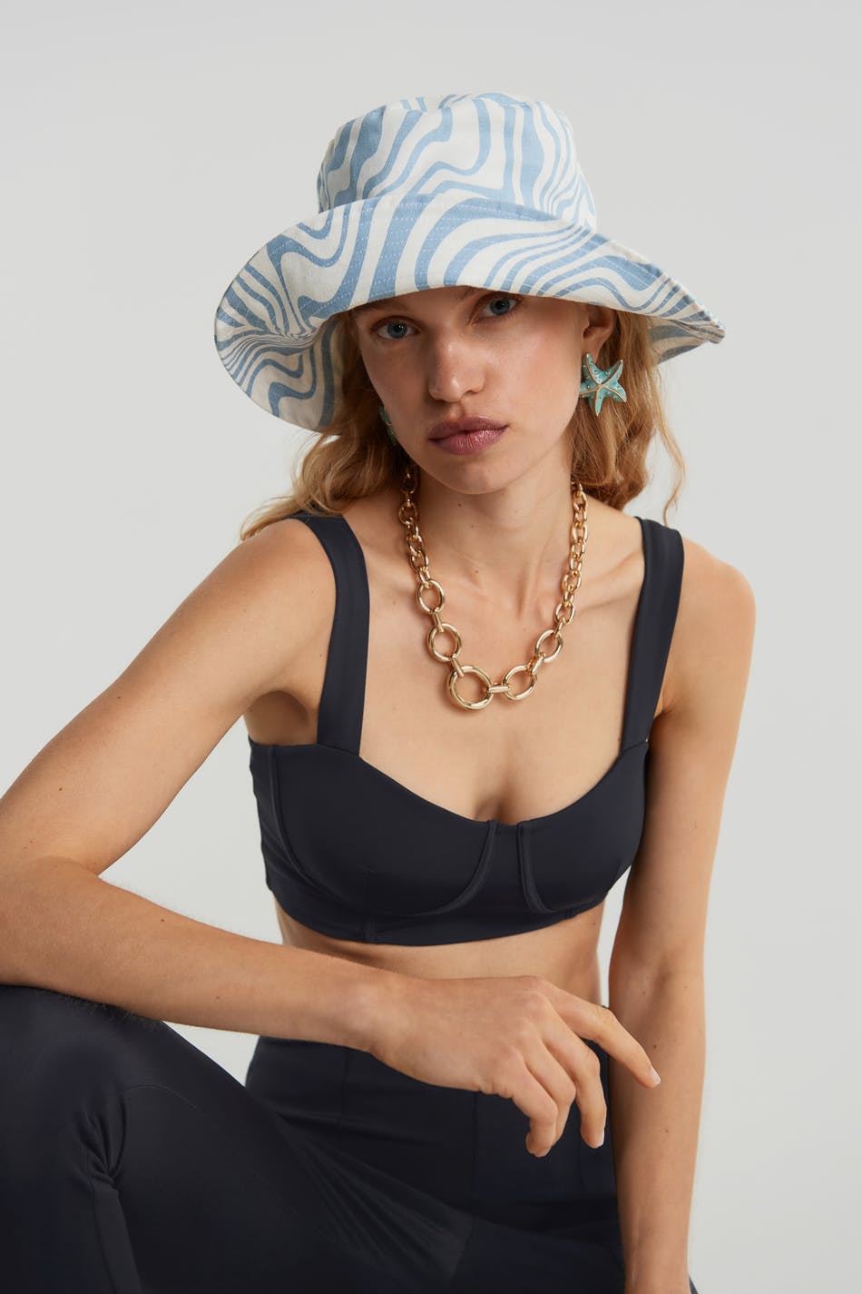 Railey bucket hat