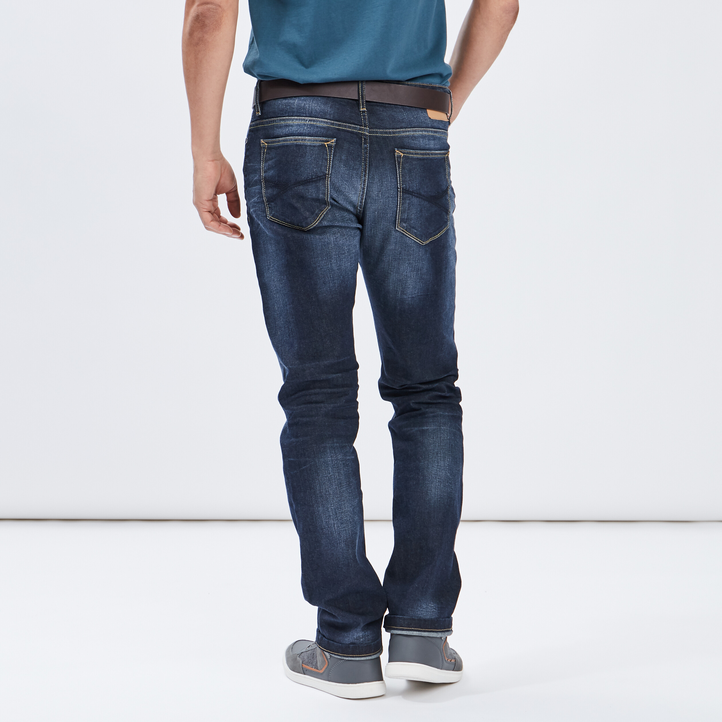 Jeans regular ceinturé denim stone homme | La Halle