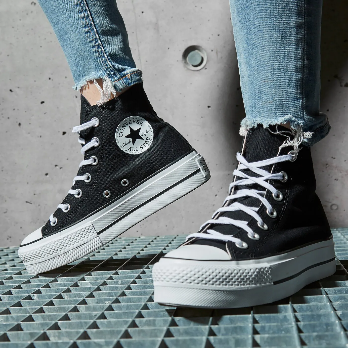 CONVERSE CHUCK TAYLOR ALL STAR LIFT Schwarz