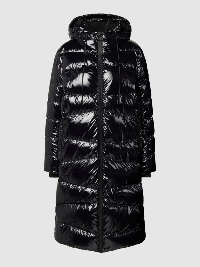Daunenmantel mit Label-Patch in schwarz