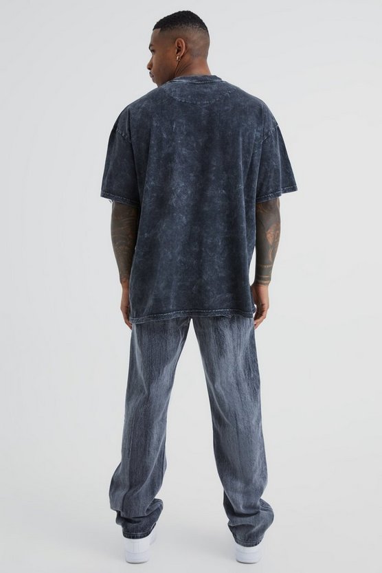 Lockere gebleichte Jeans