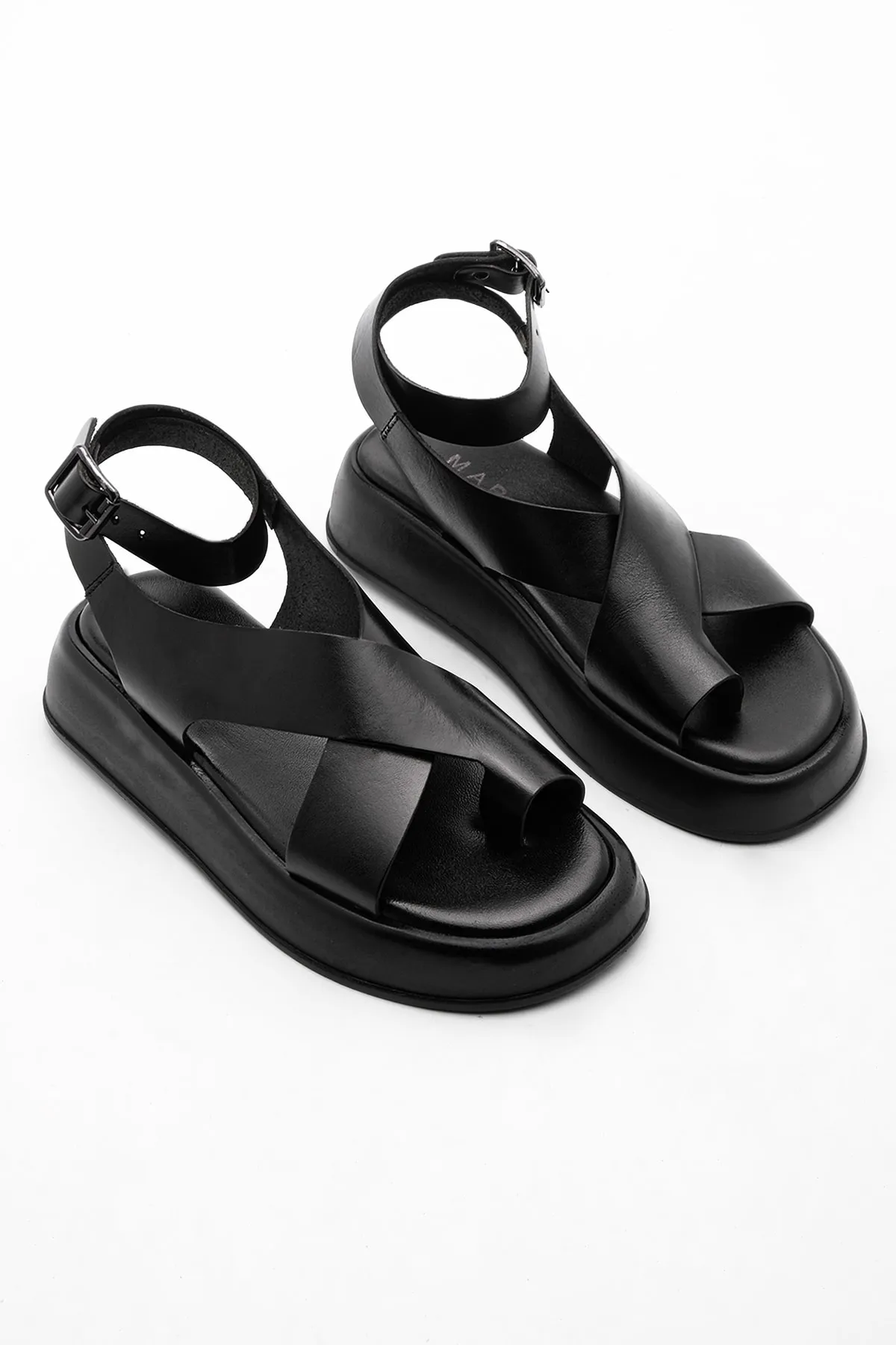 Marjin  Damen Sandalen aus echtem Leder für den Alltag, dicke Sohle, Etikett schwarz