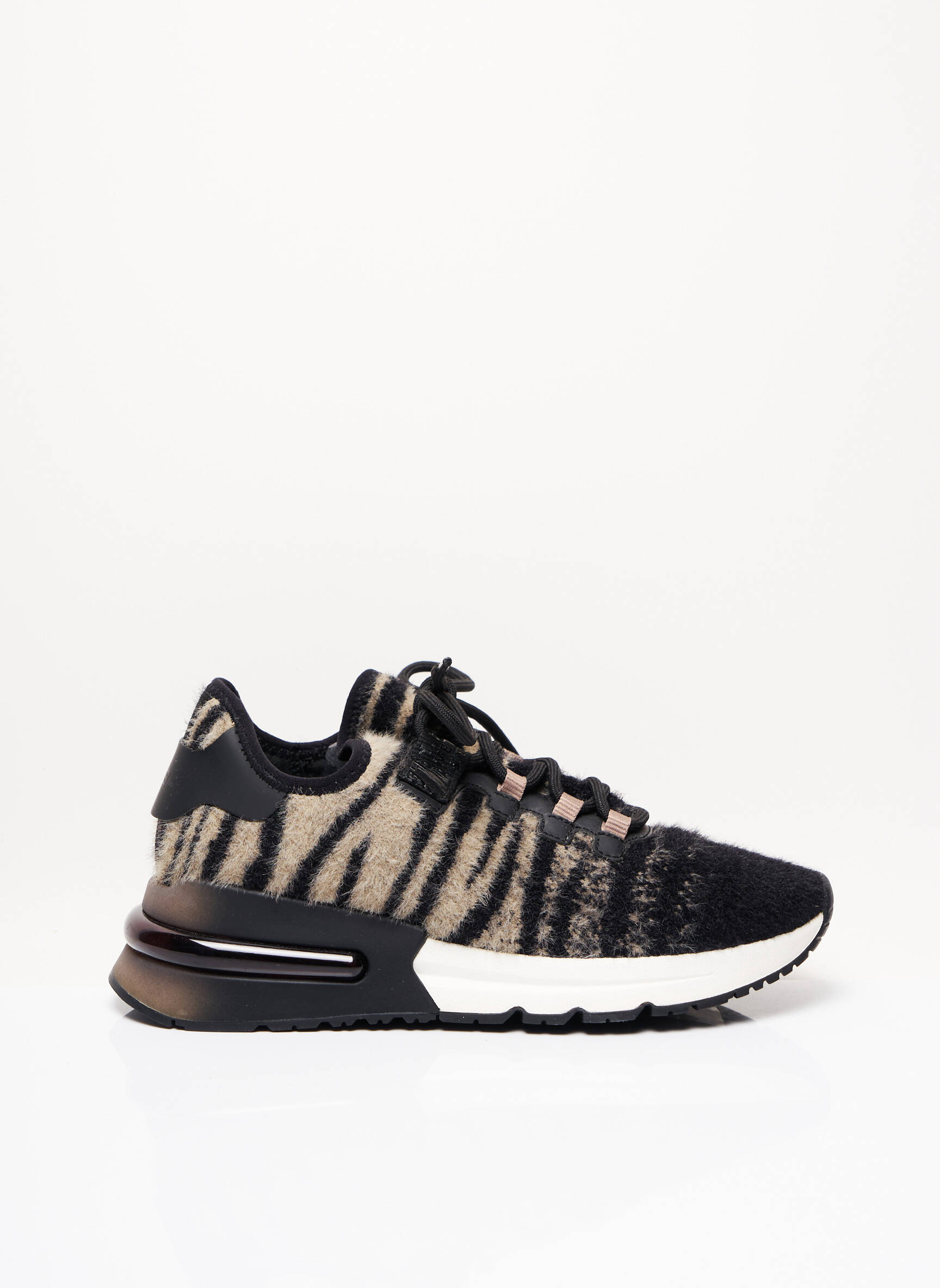 Ash Baskets Femme couleur noir