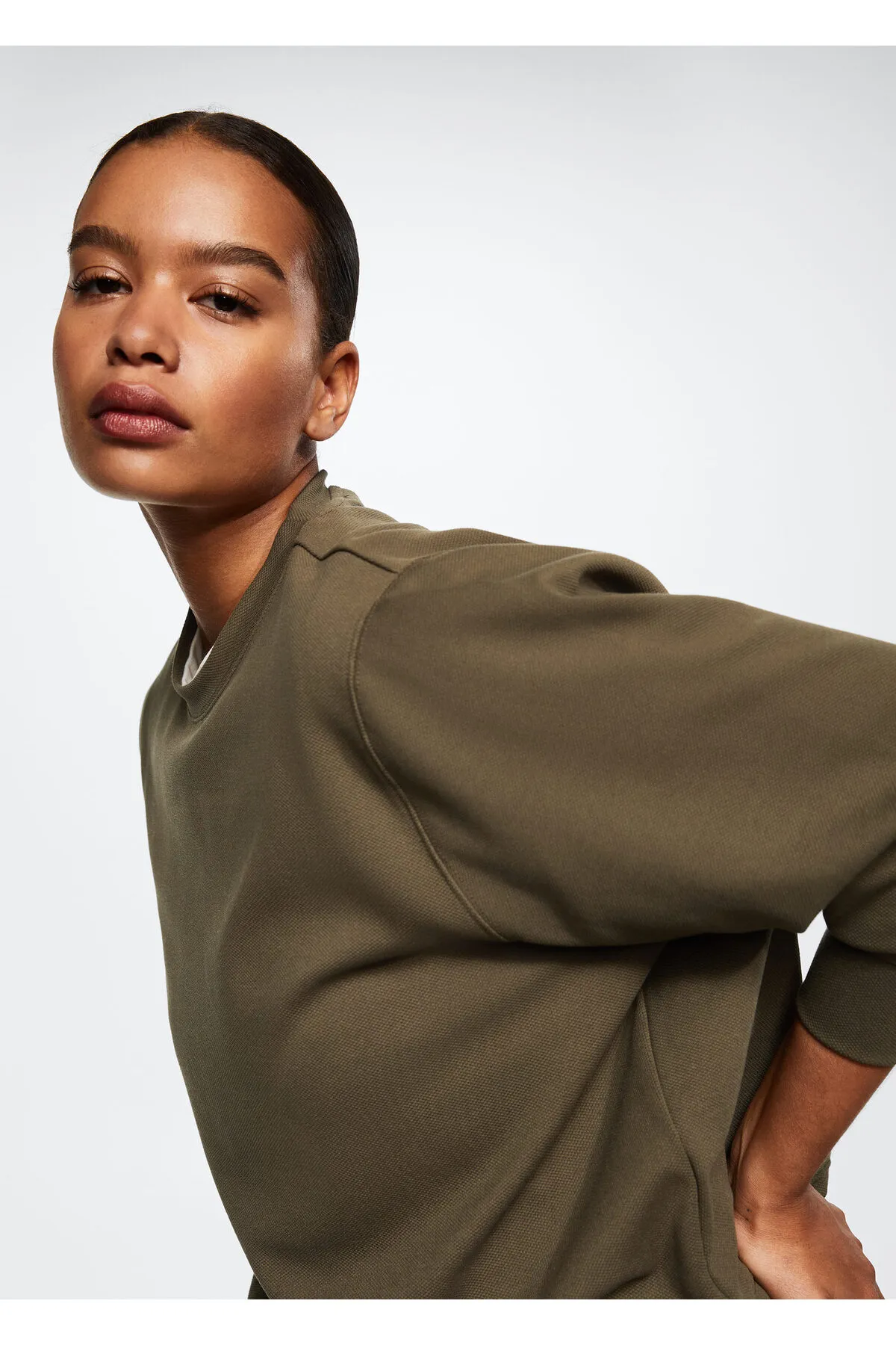 MANGO  Khakifarbenes Damen-Sweatshirt 37063840