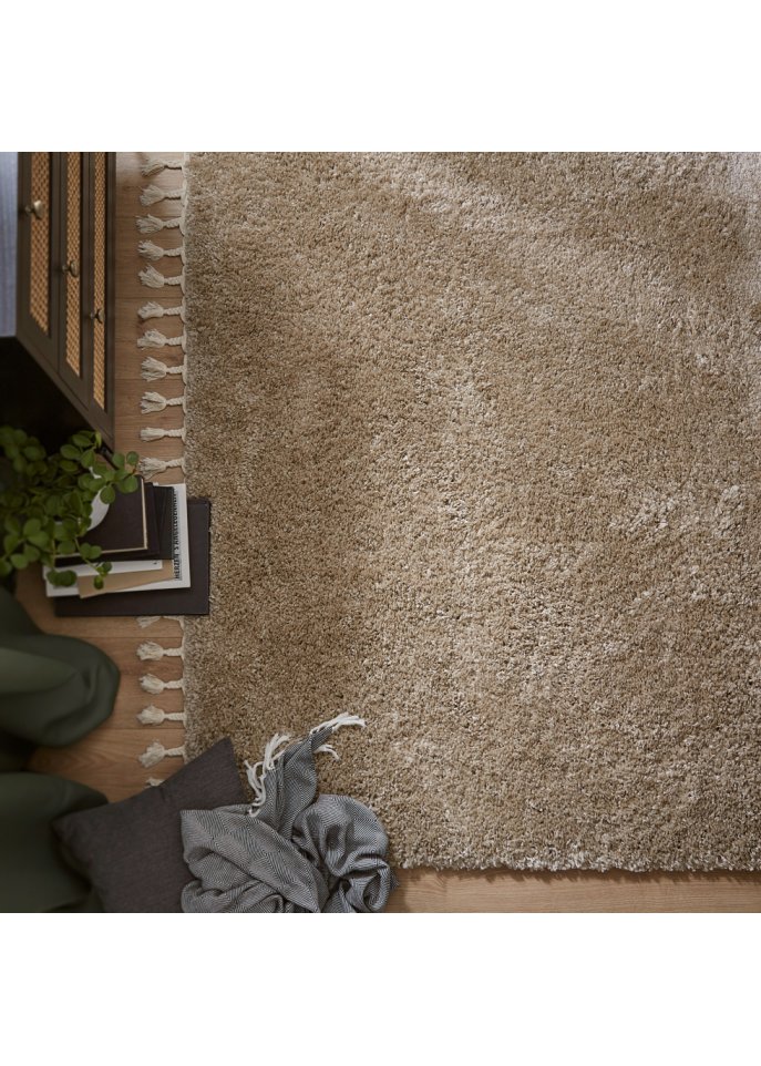 Hochflor Teppich mit Fransen