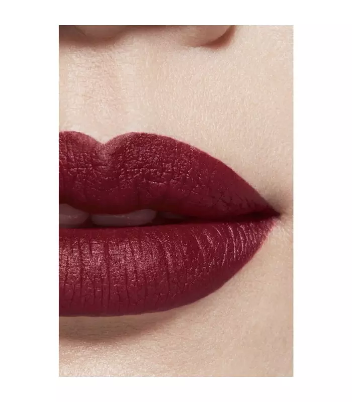 ROUGE ALLURE VELVET Le Rouge Velours Lumineux