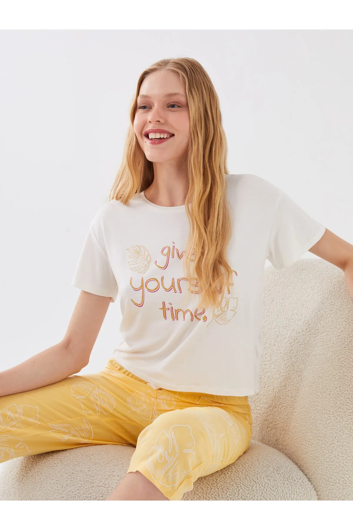 LC Waikiki  Pyjama set - Gelb - Slogan