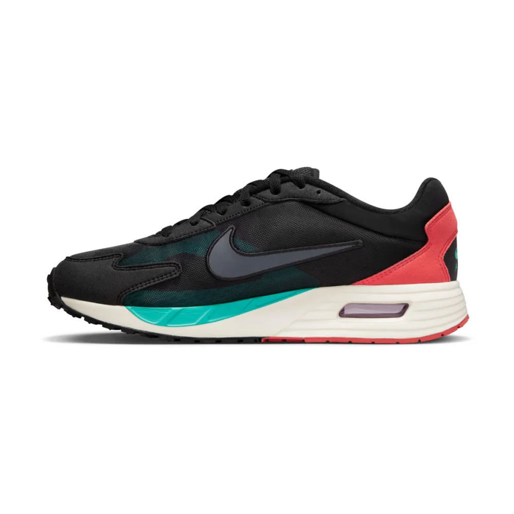 Nike Air Max Solo DX3666-001 / schwarz