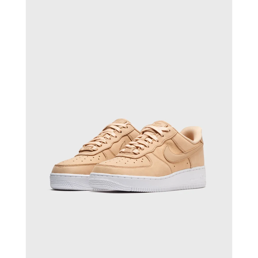 Nike Air Force 1 Premium DR9503-201 / braun