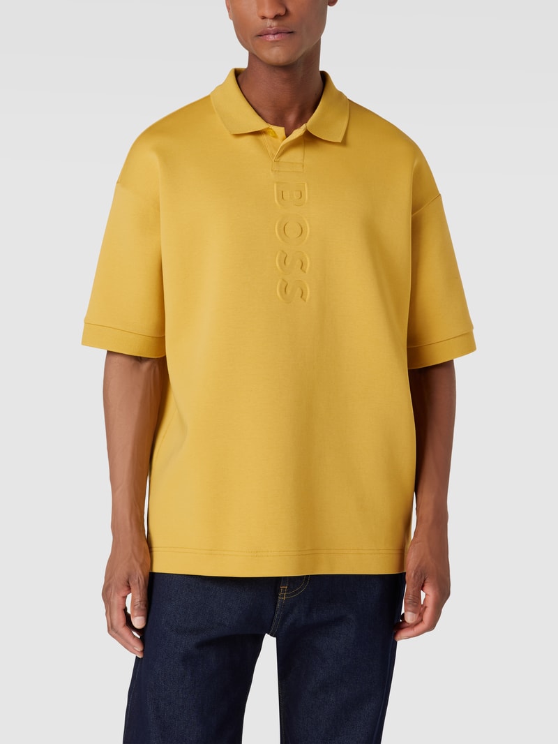 Relaxed Fit Poloshirt mit Marken-Detail Modell 'Pirax' in dunkelgelb