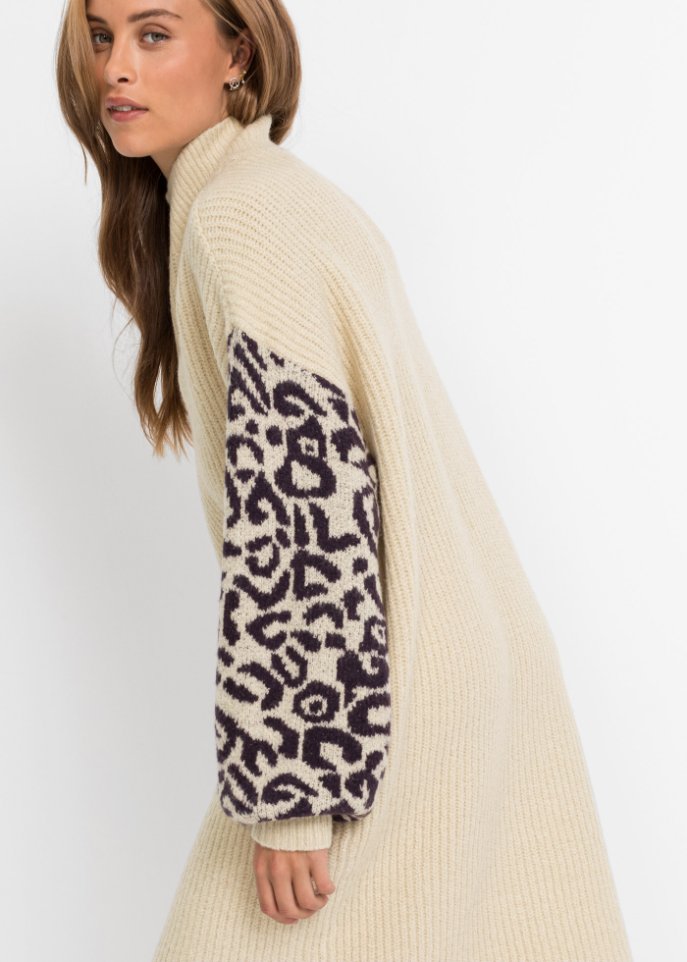 Oversized Strickkleid mit Leomuster