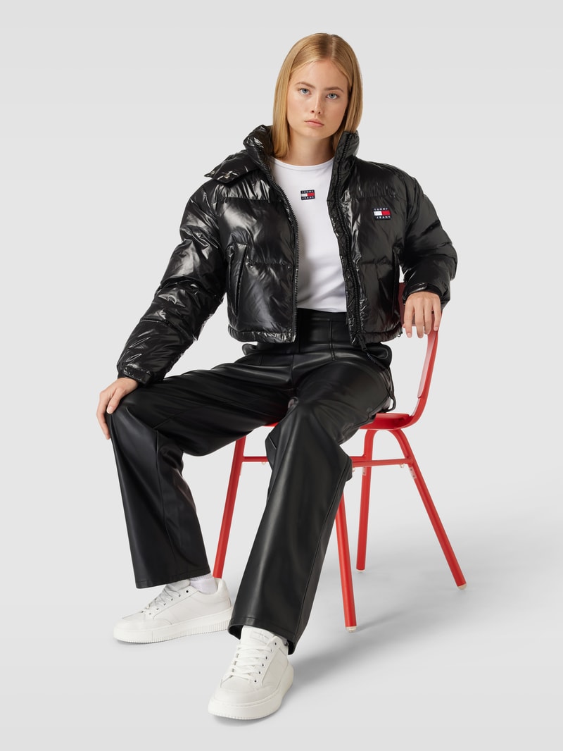 Cropped Daunenjacke mit Kapuze Modell 'ALASKA' in schwarz
