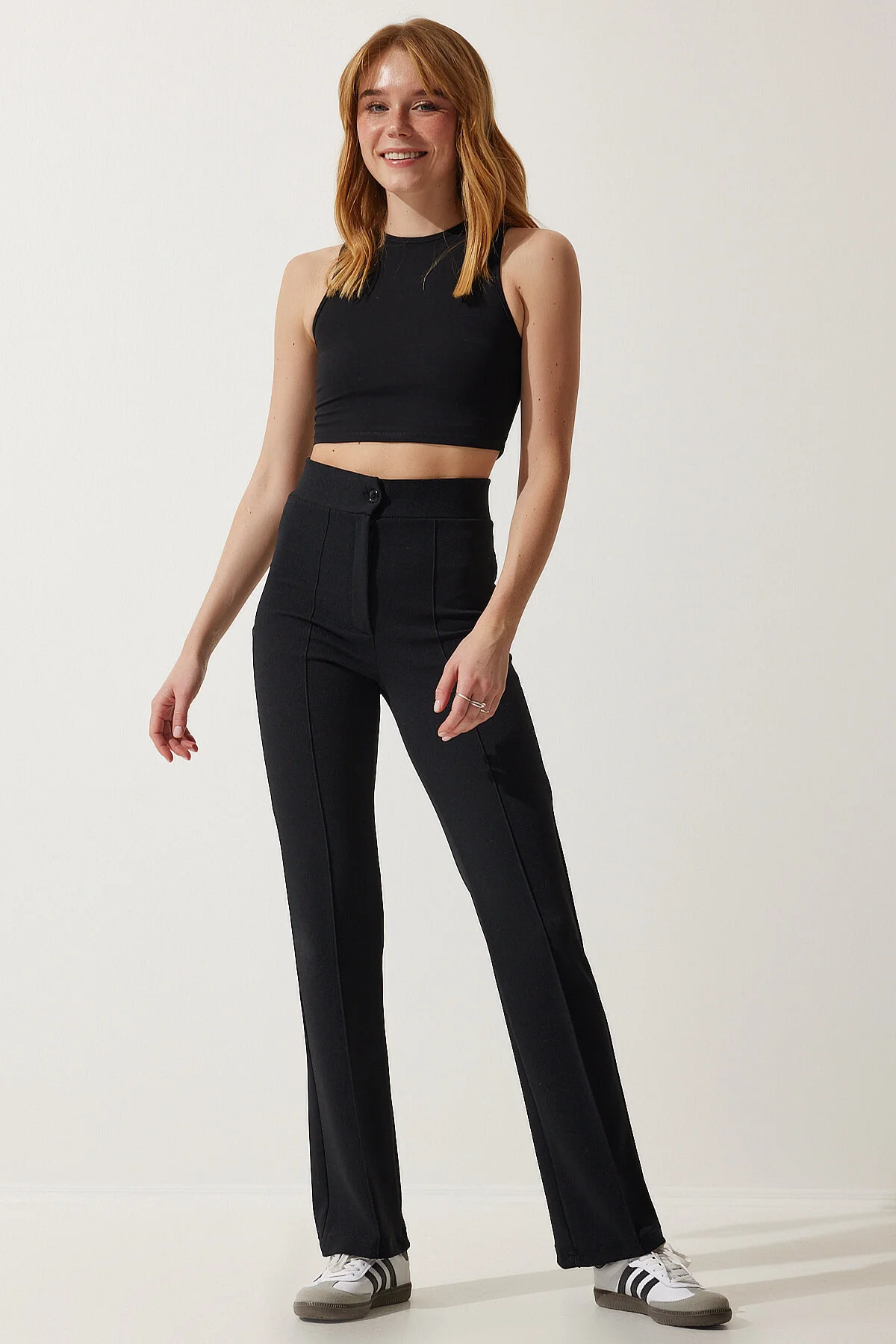 Happiness İstanbul  Schwarze bequeme Strickhose aus Lycra mit hoher Taille für Damen RV00090