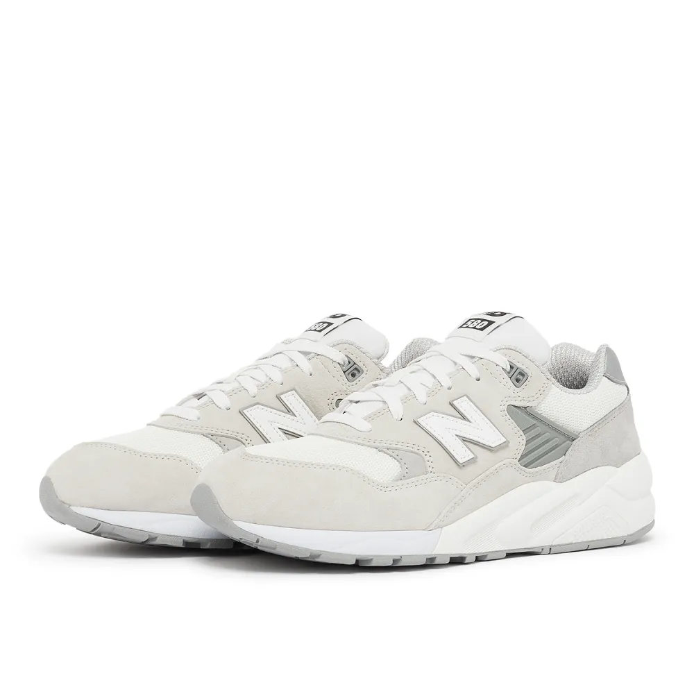 Comme des Garcons Play x New Balance MT580 HK-K102-S23-1 / braun