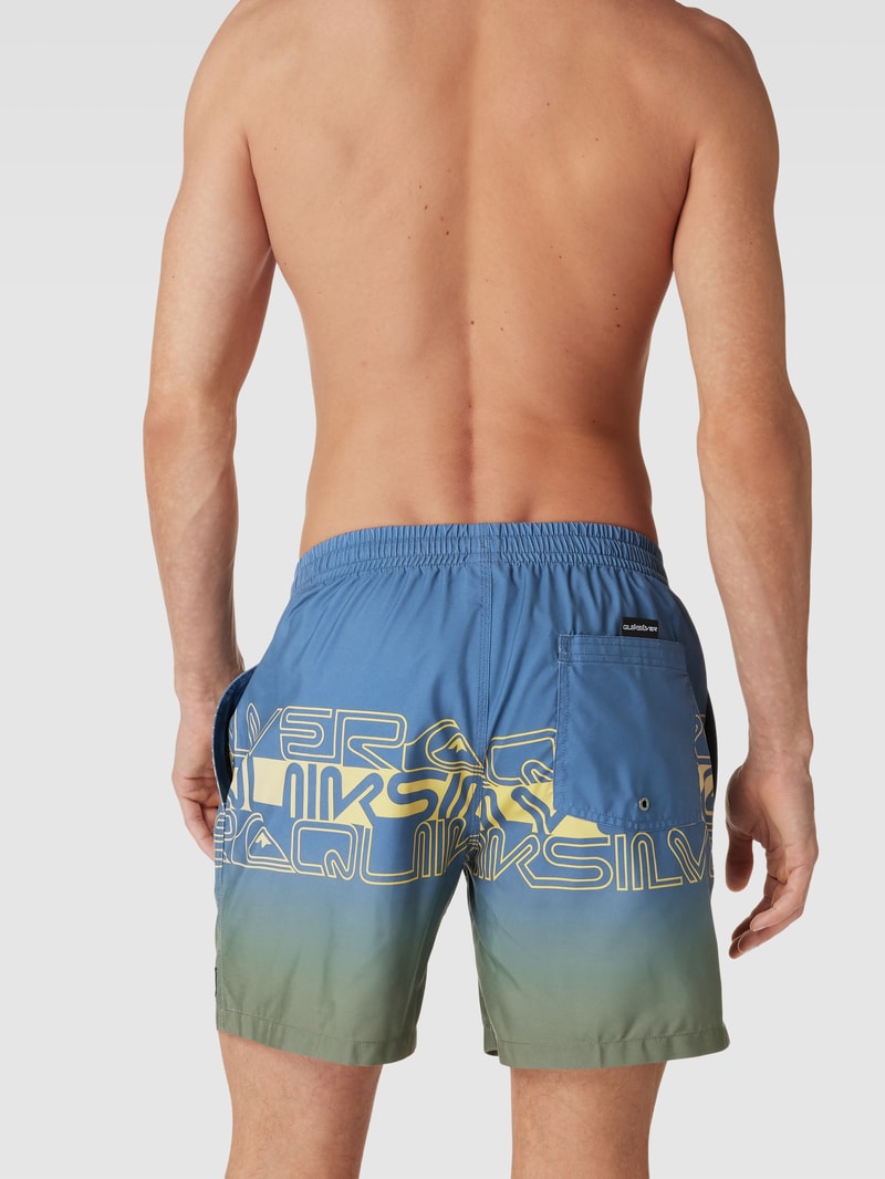 Badehose mit Label-Print in blau