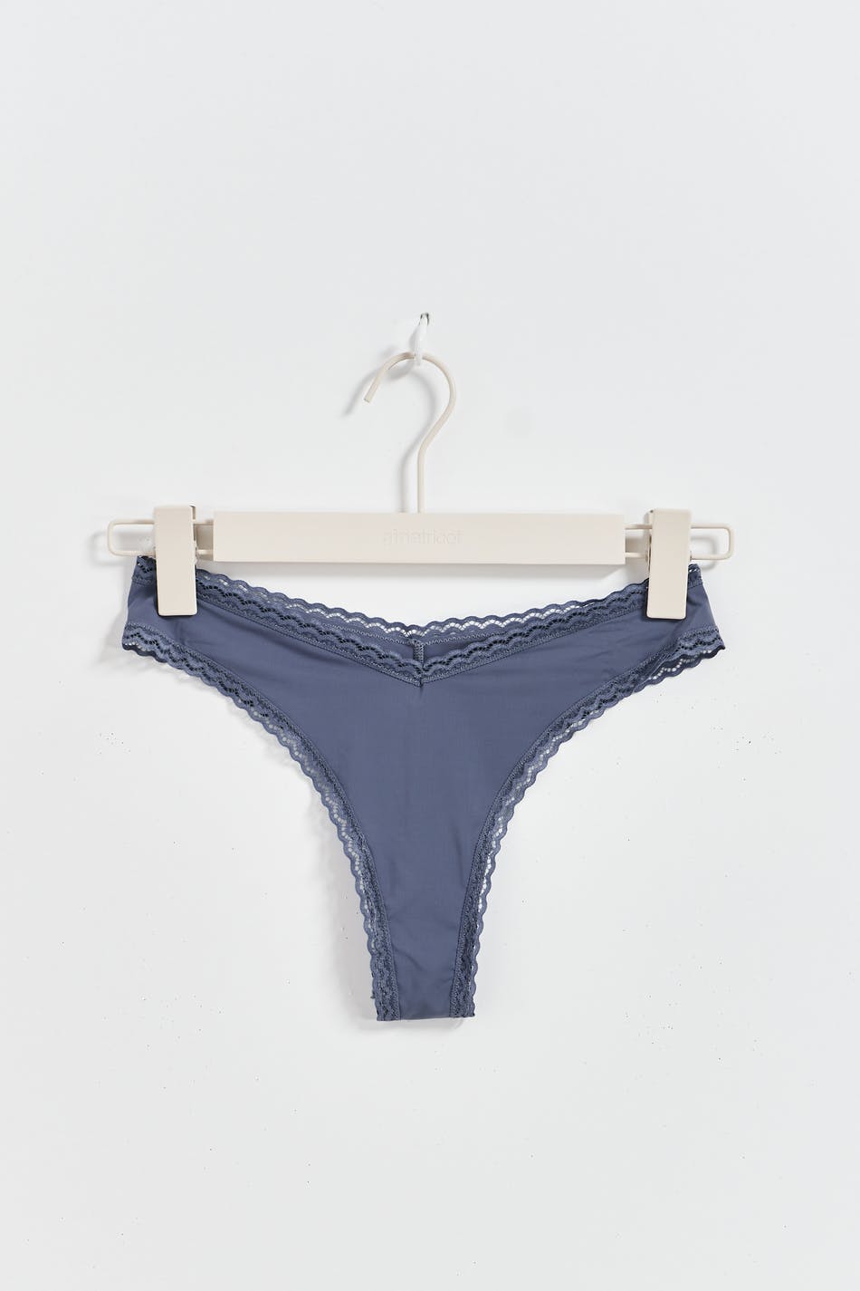 V-shaped micro thong