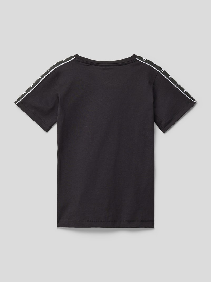 T-Shirt mit Label-Details in schwarz