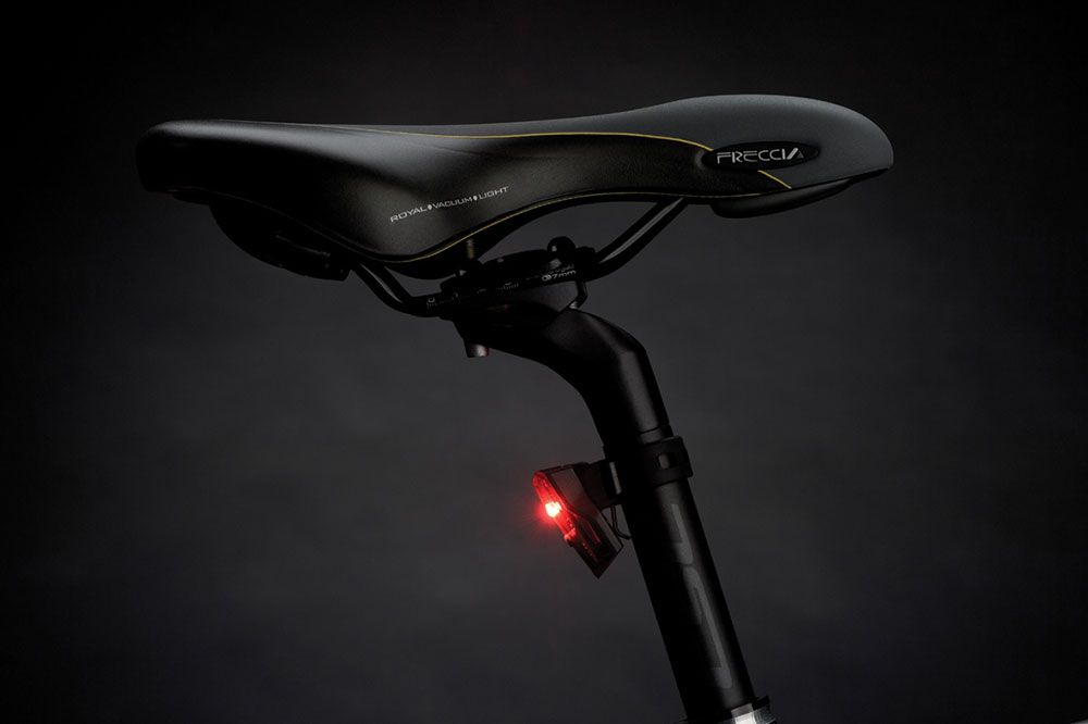 Axa GreenLine Set 25 LED Akku-Beleuchtungsset kaufen | Bike-Discount