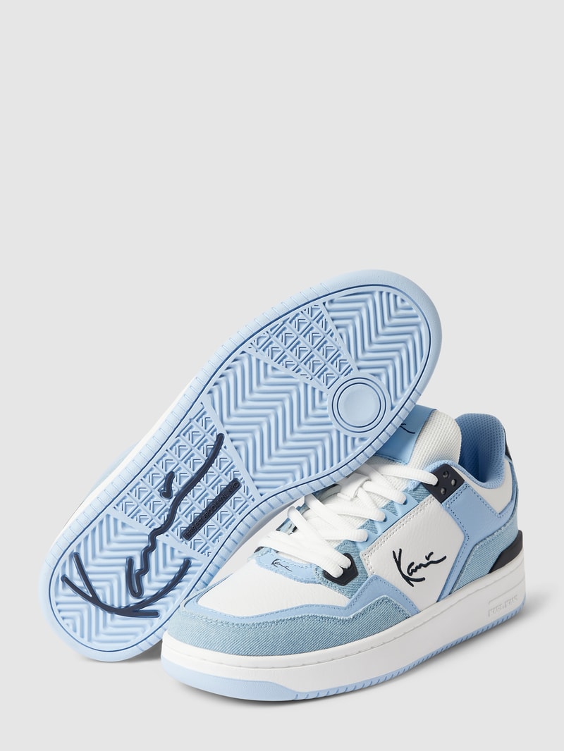 Sneaker aus Leder-Mix mit Kontrastbesatz in weiss