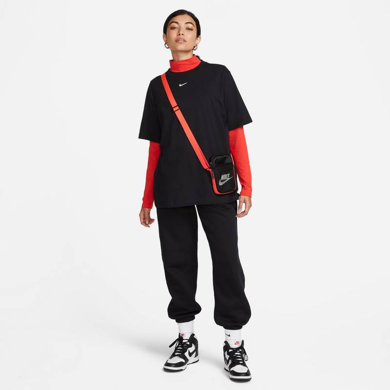 Nike Essentials T-Shirt Damen