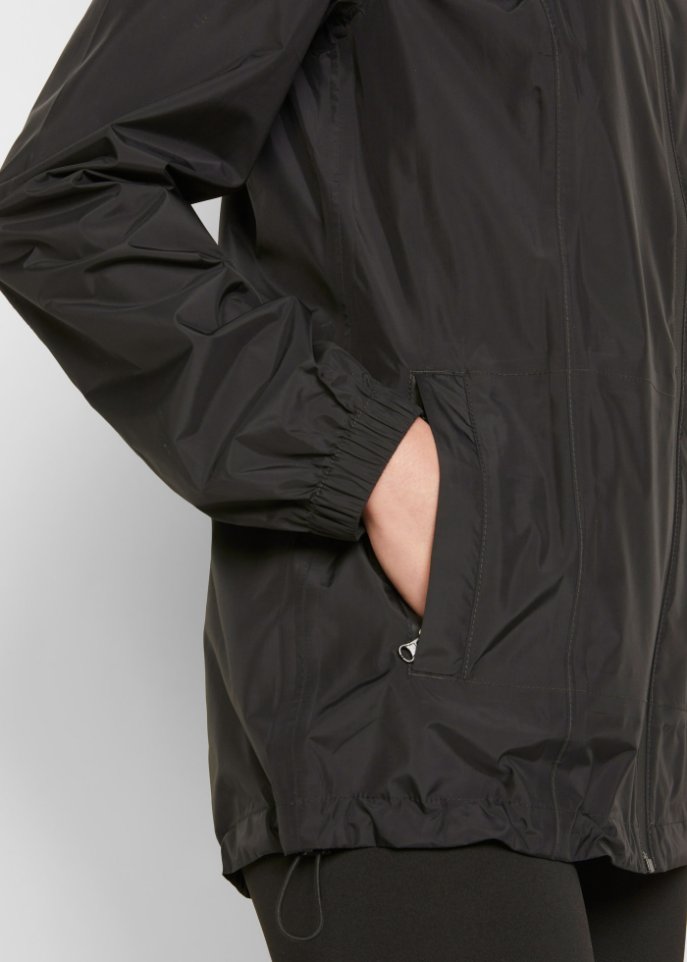 Ultraleichte Regenjacke mit integrierter Tasche zum Verstauen